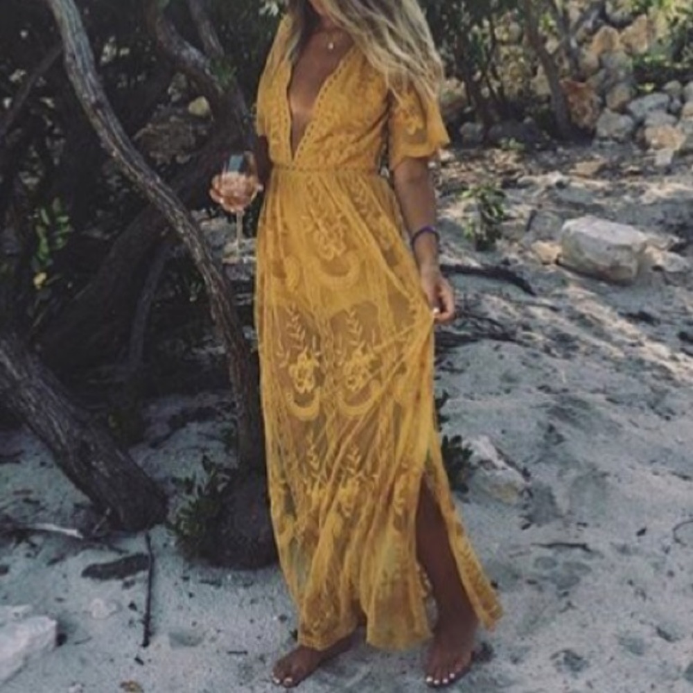 Deep-V Lace Maxi Romper - Picture 2 of 7
